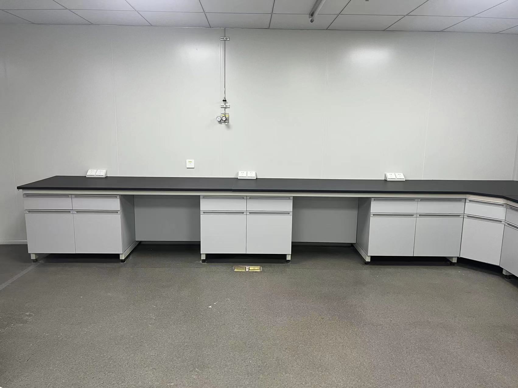 鋼木實(shí)驗(yàn)臺(tái) 鋼木實(shí)驗(yàn)臺(tái)